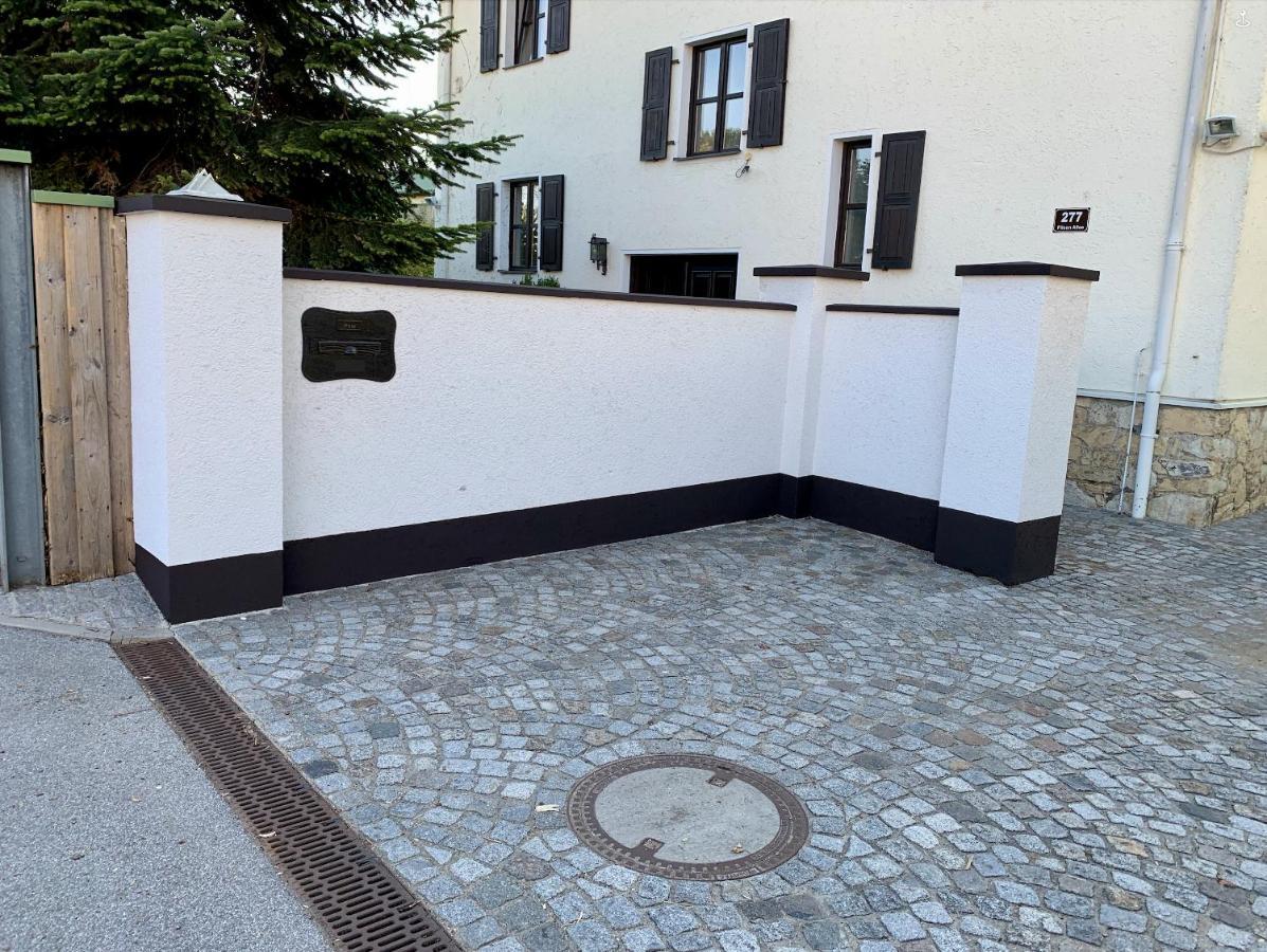 Villa Mit Pool Und Grillplatz In Regensburg Eksteriør bilde